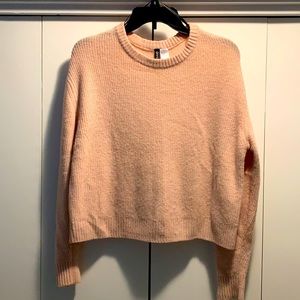 H&M long sleeve - light pale pink sweater